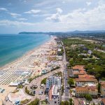 Hotel fronte mare a Riccione: vantaggi, limiti e come scegliere la camera giusta